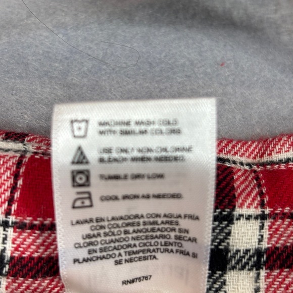 Wisconsin Badgers Women's Plaid Nightshirt Red White Embroidered Large NEW - Picture 6 of 9